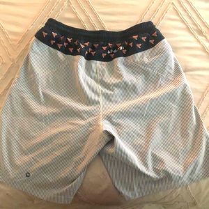 Men’s size medium Birddog shorts.